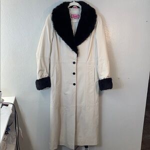 Elegant White Leather Jacket with Black Accents